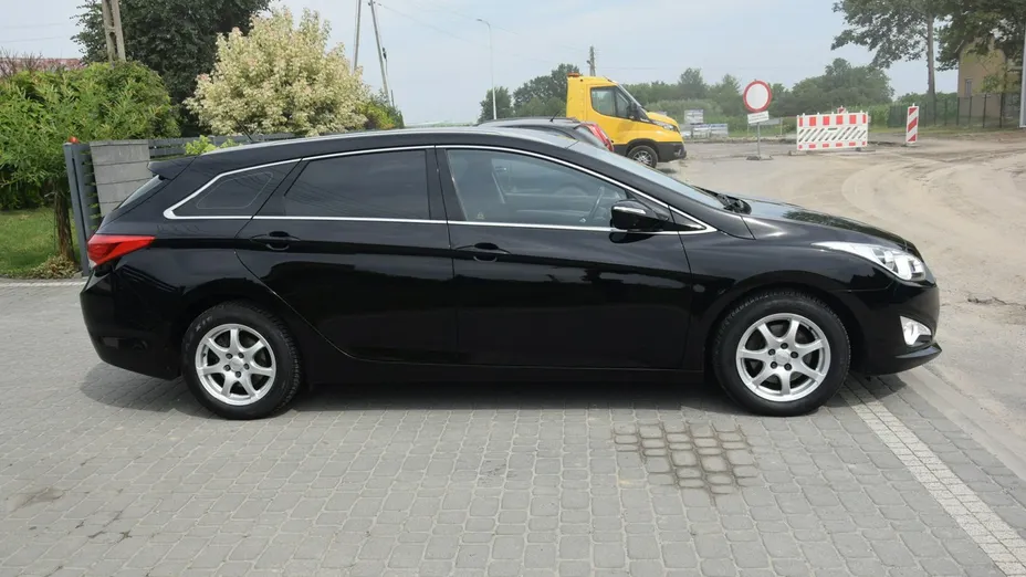 HYUNDAI i40 -