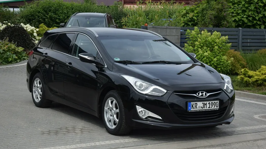 HYUNDAI i40 -