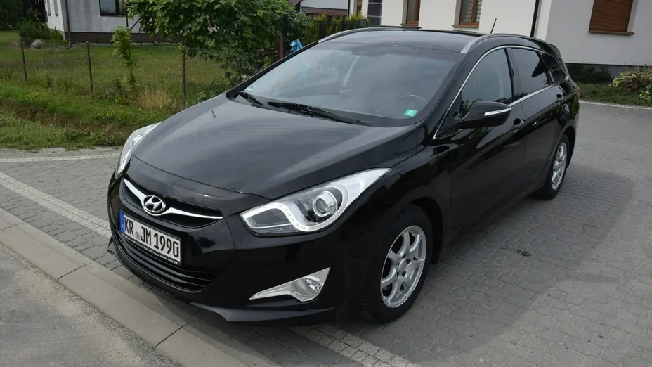 HYUNDAI i40 -