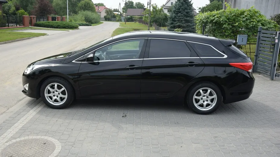 HYUNDAI i40 -
