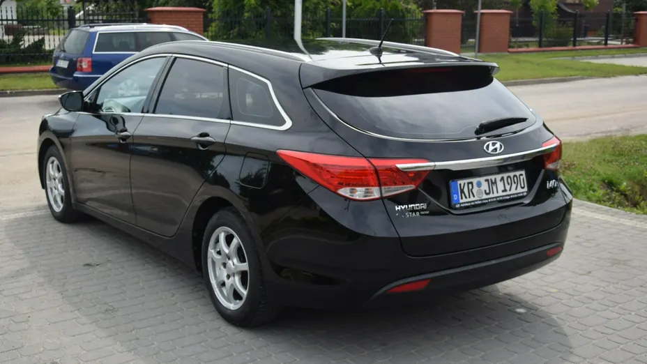 HYUNDAI i40 -