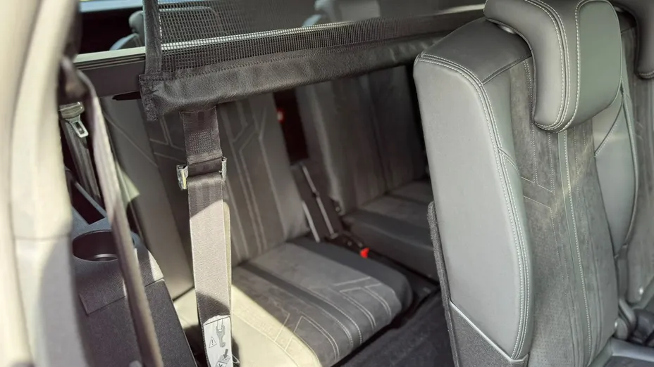 PEUGEOT 5008 -