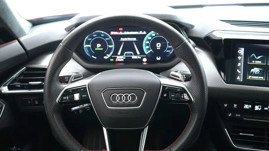 AUDI RS e-tron -