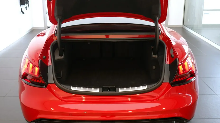 AUDI RS e-tron -