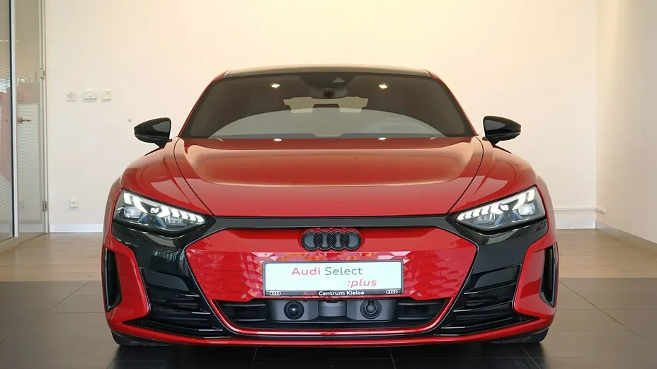 AUDI RS e-tron -