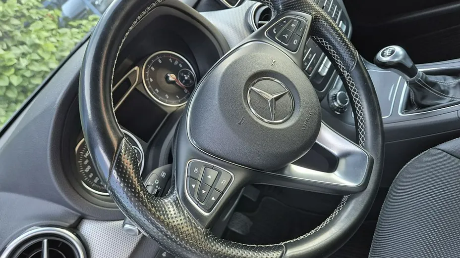 MERCEDES-BENZ B Klasa -