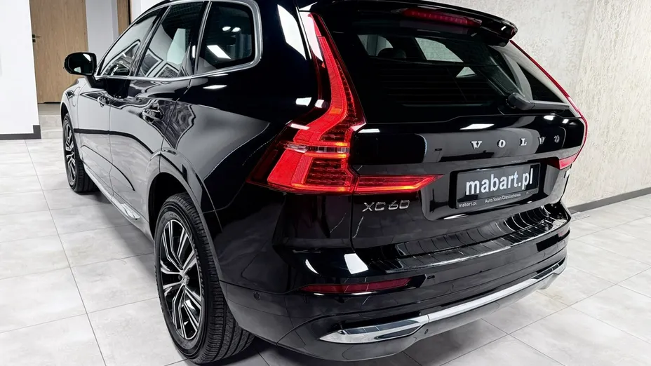 VOLVO XC60 -