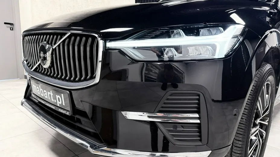VOLVO XC60 -