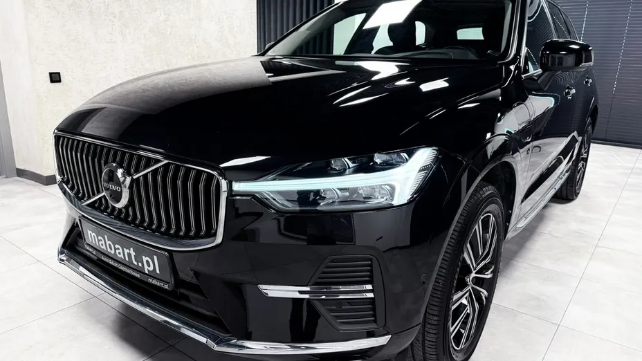 VOLVO XC60 -