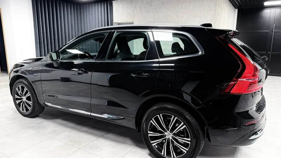 VOLVO XC60 -