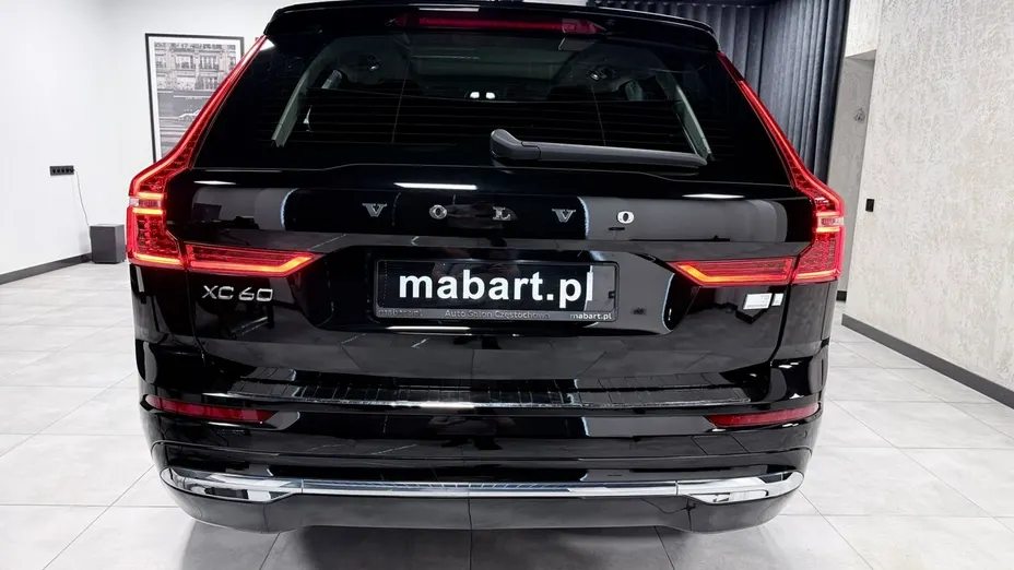 VOLVO XC60 -