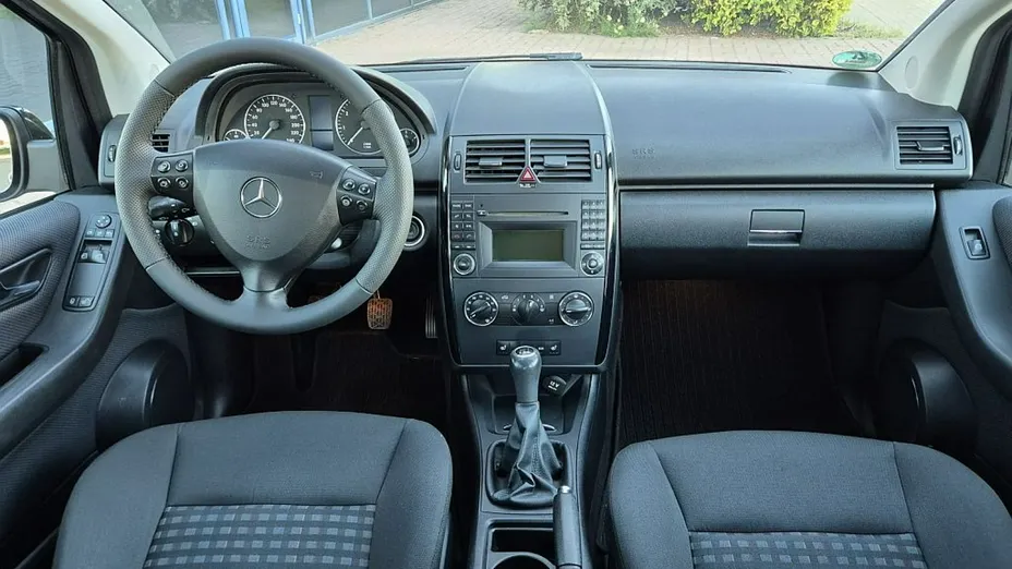 MERCEDES-BENZ A Klasa -