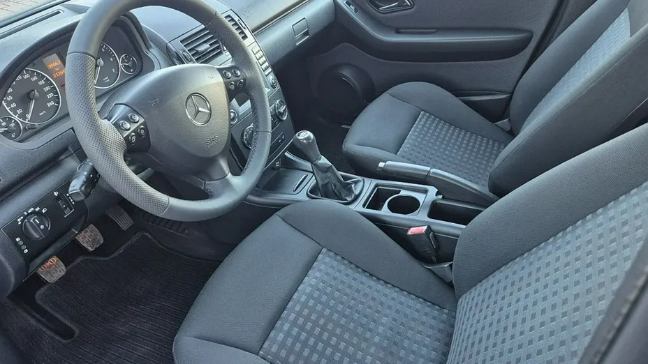 MERCEDES-BENZ A Klasa -