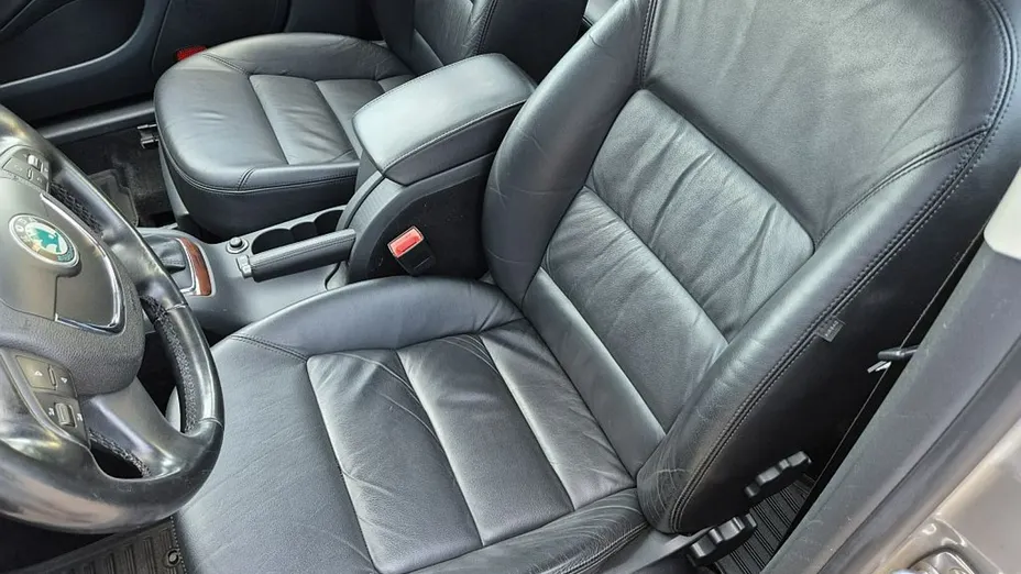 SKODA Octavia -