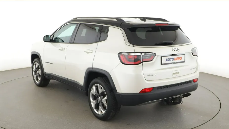 JEEP Compass -
