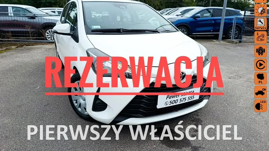 TOYOTA Yaris -