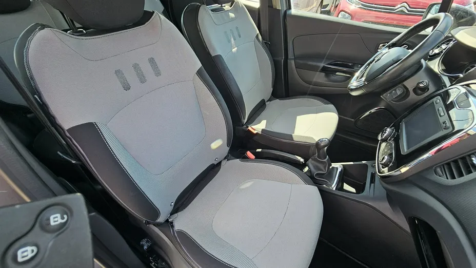 RENAULT Captur -