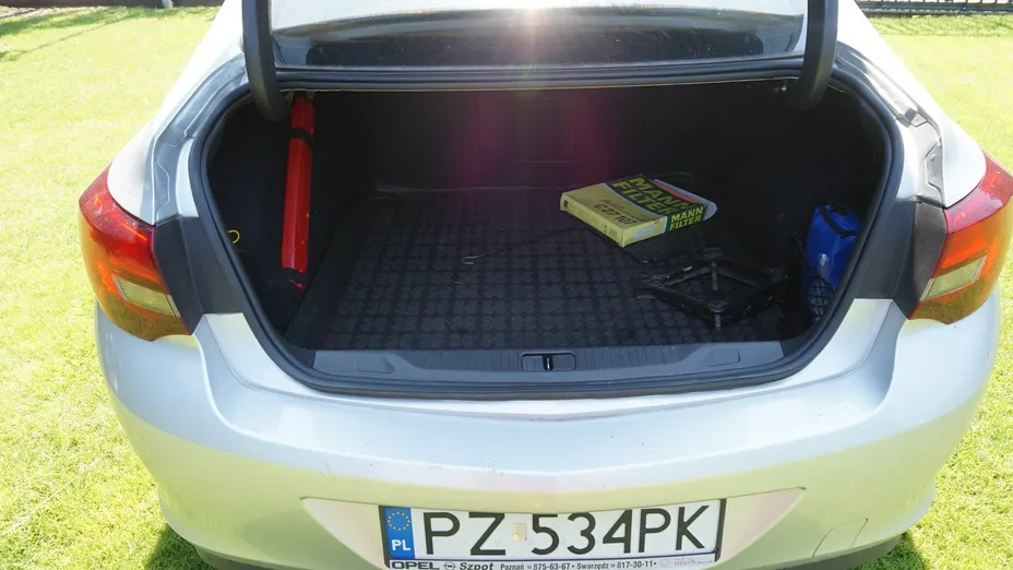 OPEL Astra -