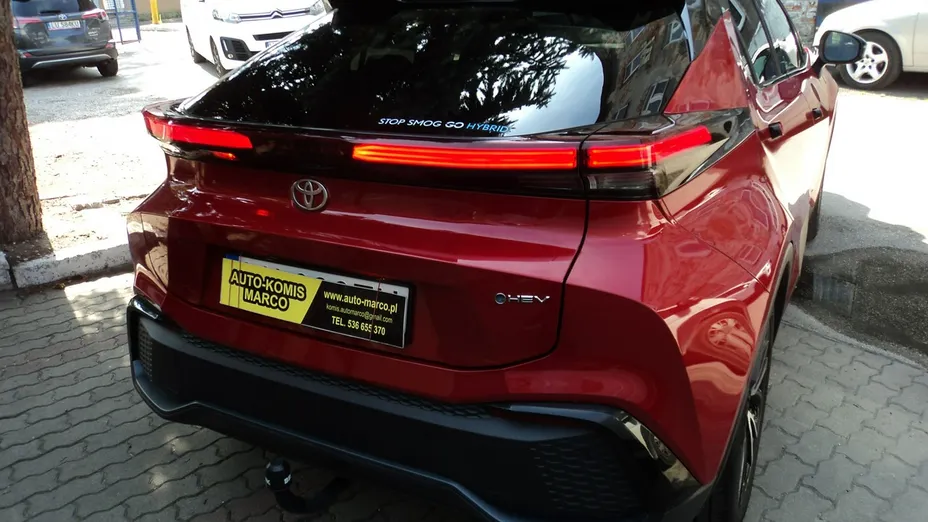 TOYOTA C-HR -