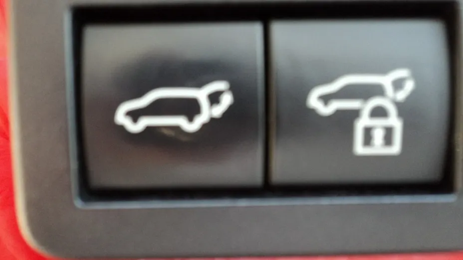 TOYOTA C-HR -