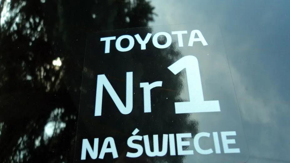 TOYOTA C-HR -