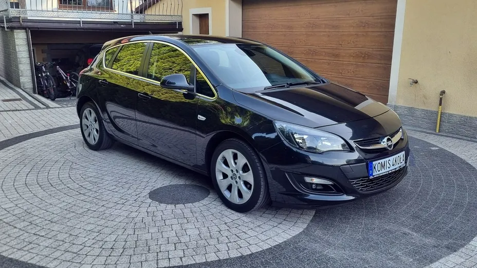 OPEL Astra -
