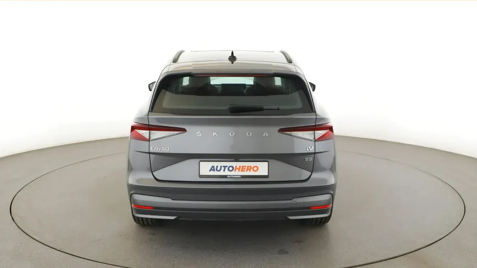 SKODA Enyaq -