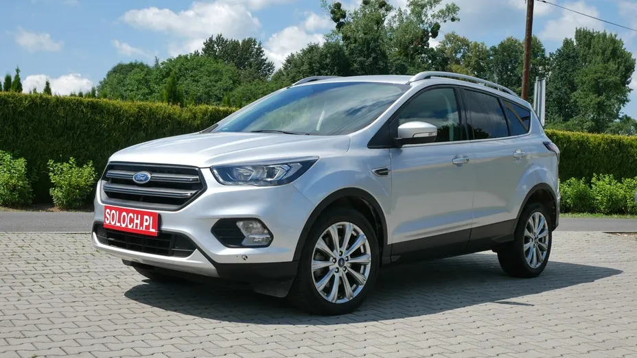 FORD Escape -