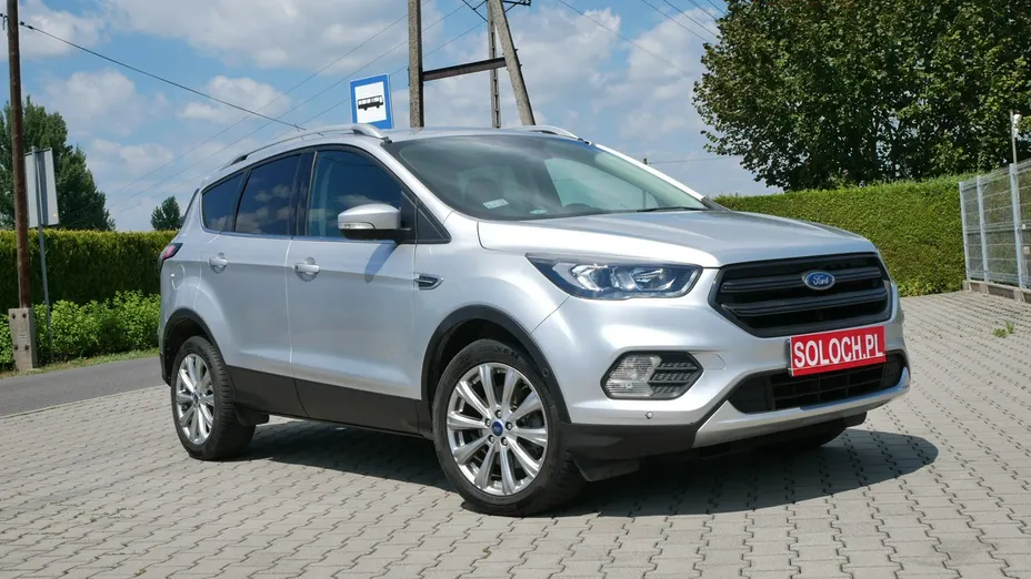 FORD Escape -