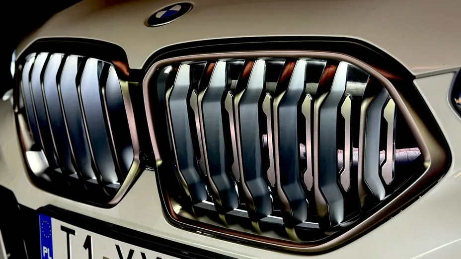 BMW X6 -