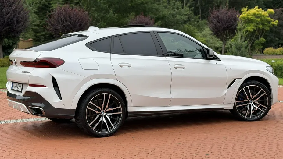BMW X6 -