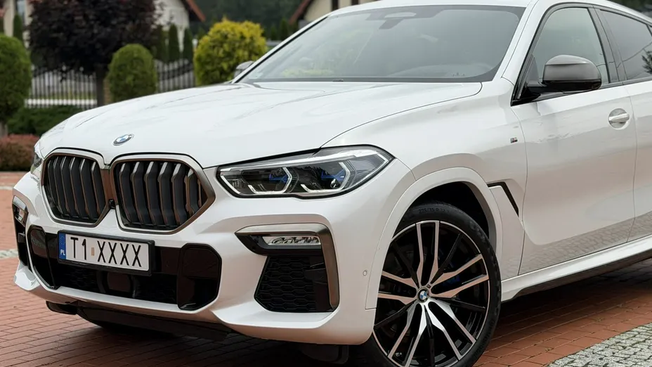 BMW X6 -