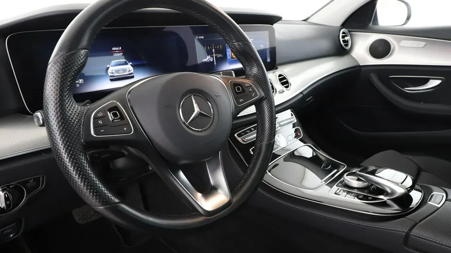 MERCEDES-BENZ E Klasa -
