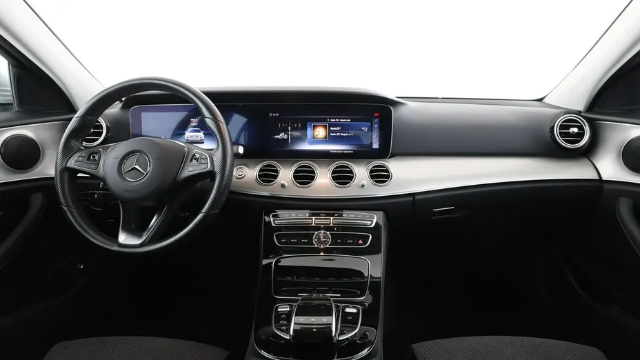 MERCEDES-BENZ E Klasa -