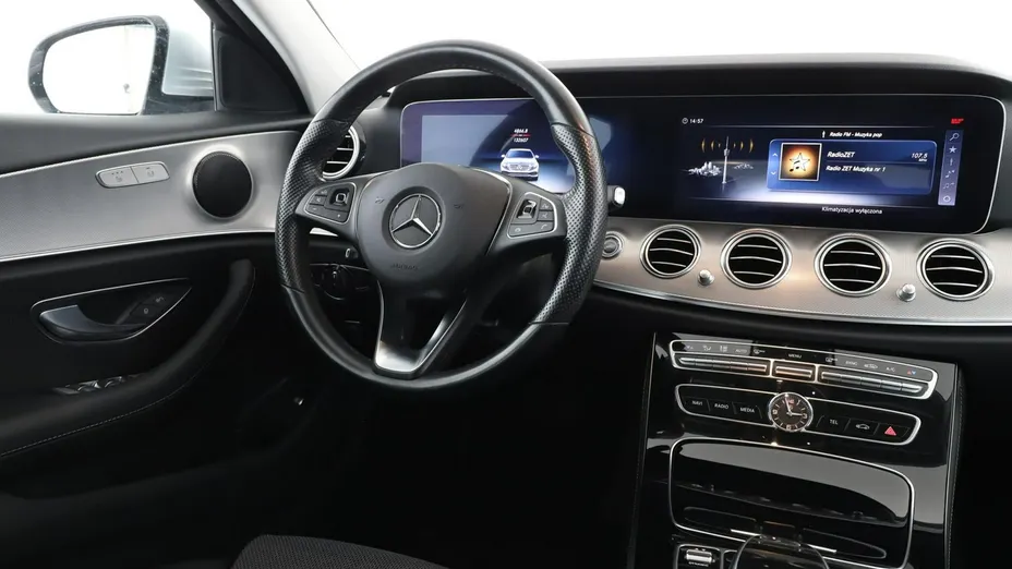 MERCEDES-BENZ E Klasa -