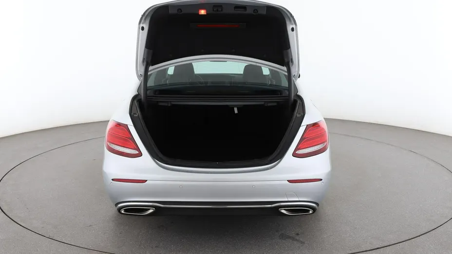 MERCEDES-BENZ E Klasa -