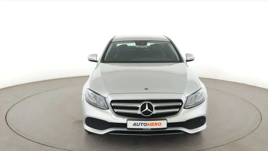 MERCEDES-BENZ E Klasa -