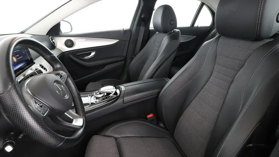 MERCEDES-BENZ E Klasa -