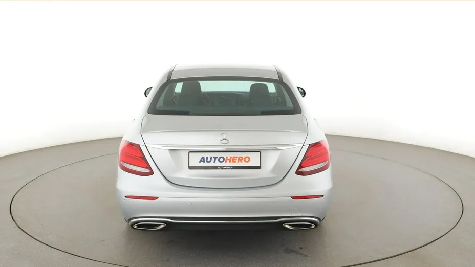 MERCEDES-BENZ E Klasa -