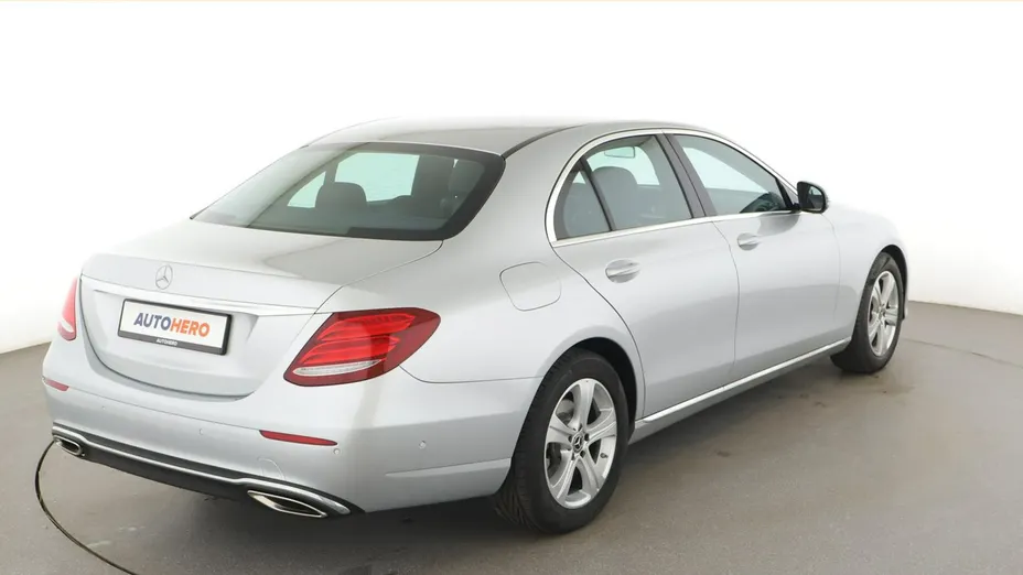 MERCEDES-BENZ E Klasa -