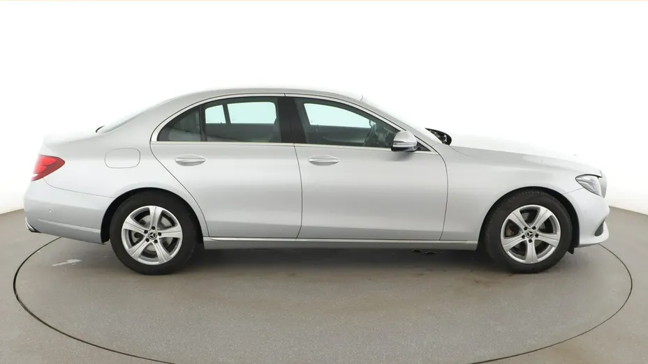 MERCEDES-BENZ E Klasa -