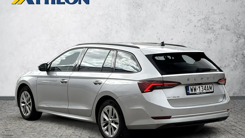 SKODA Octavia -