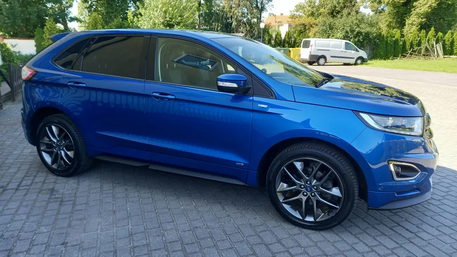 FORD Edge -