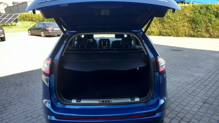 FORD Edge -