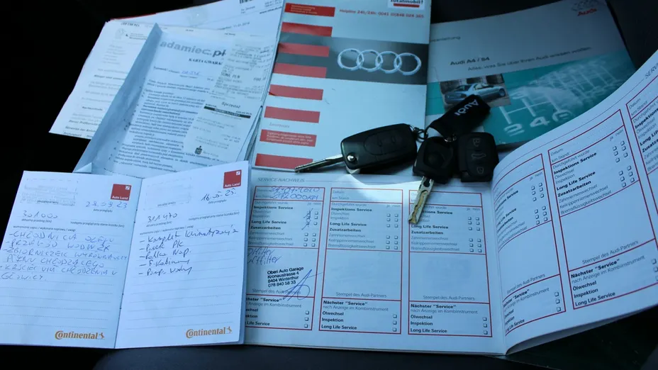 AUDI A4 -