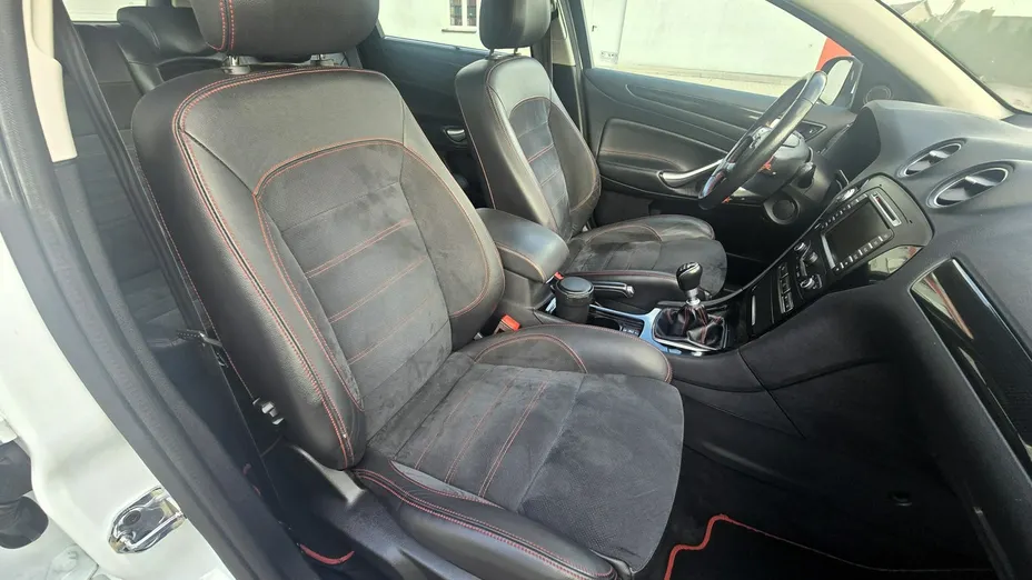 FORD Mondeo -