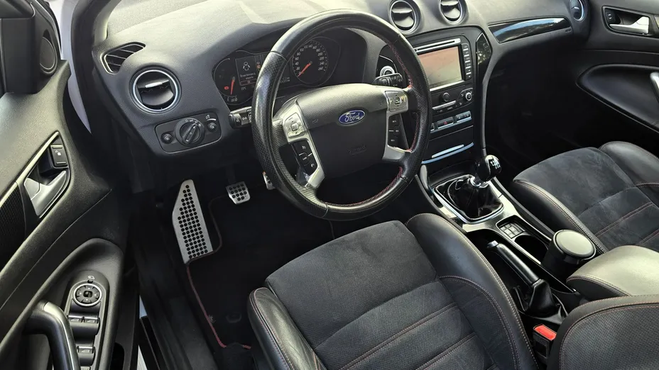 FORD Mondeo -