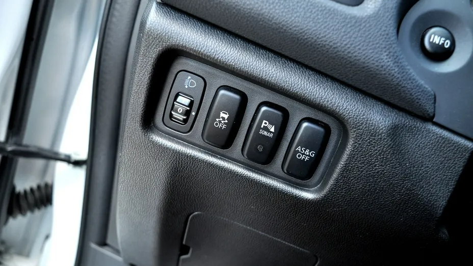 MITSUBISHI ASX -