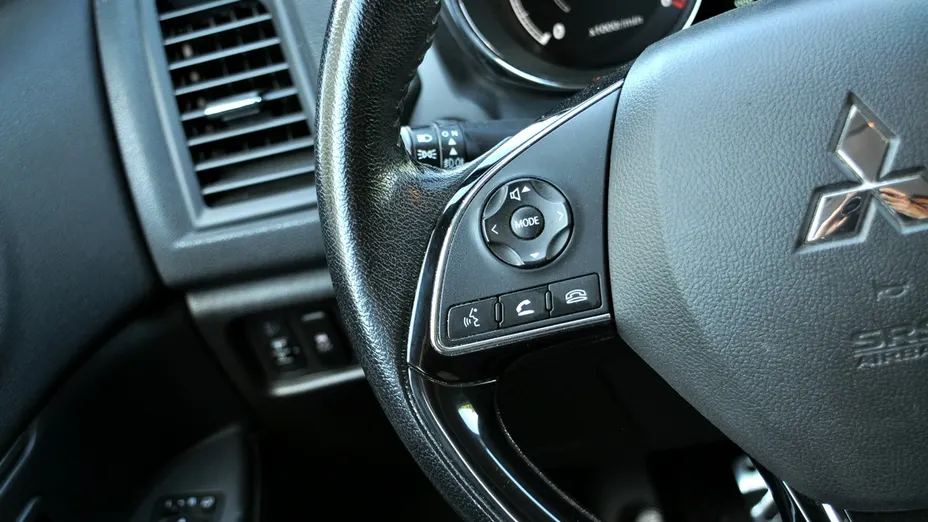 MITSUBISHI ASX -