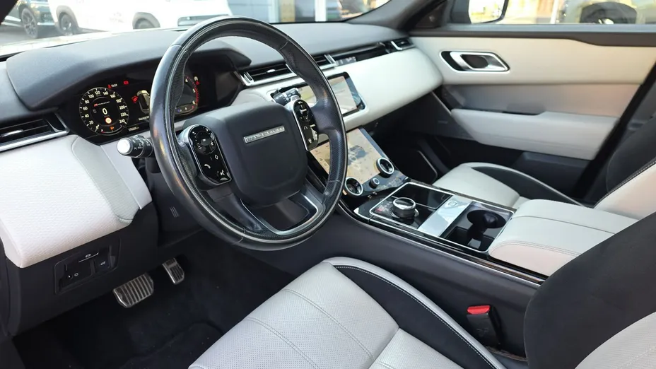 LAND ROVER Range Rover Velar -